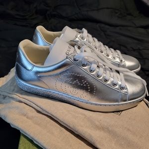 SOLD‼️Gucci metallic ace sneakers 5